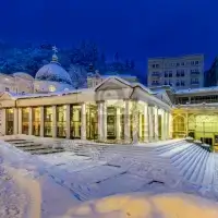 Pavilon Křížového pramene Mariánské Lázně - zima