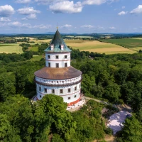 Focení dronem - letecká fotografie - zámek Humprecht